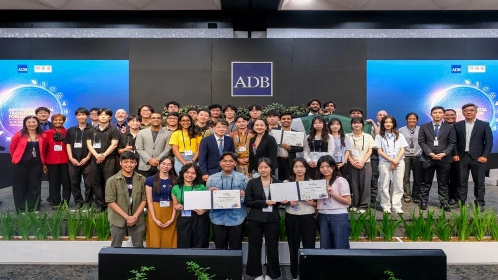 Pakistani Students Win Global Award for Geospatial AI Innovation