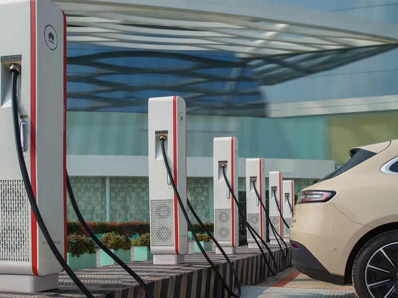 Huawei EV Supercharging Innovation Shocks Industry