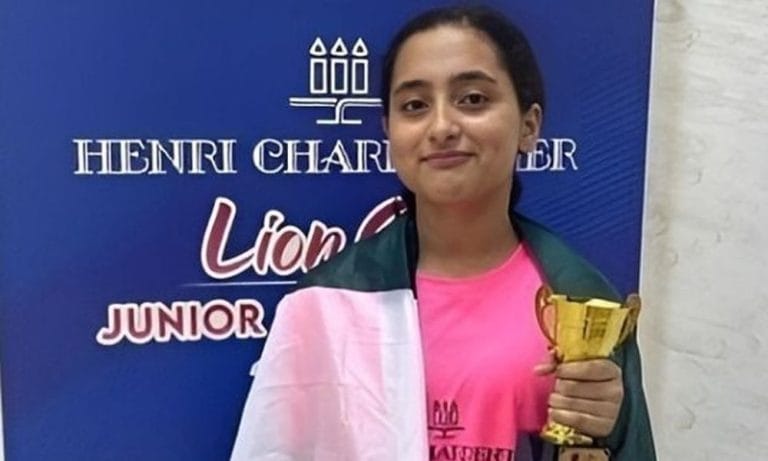 Mahnoor Ali Makes Squash History for Pakistan