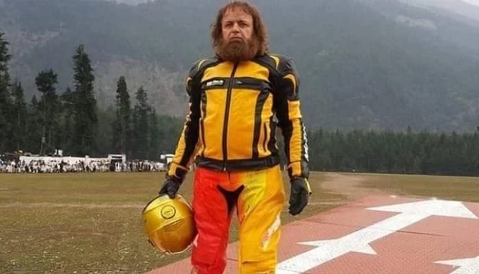 Sultan Golden Sets World Record for Fastest Reverse Drive