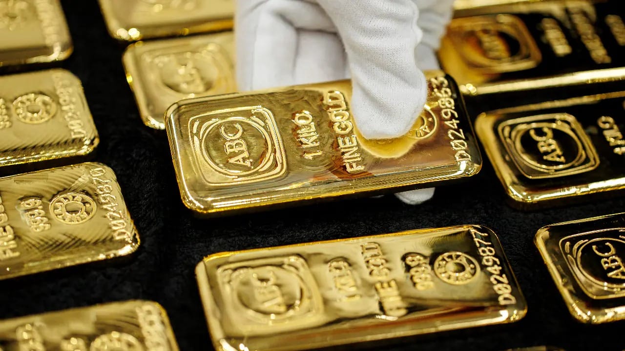 Gold Prices in Pakistan Drops by Rs6,500 to Rs533,362